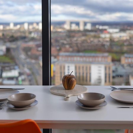 Quayside Penthouse 2 Bedroom Ensuite Near Media City & Manchester United Eksteriør billede